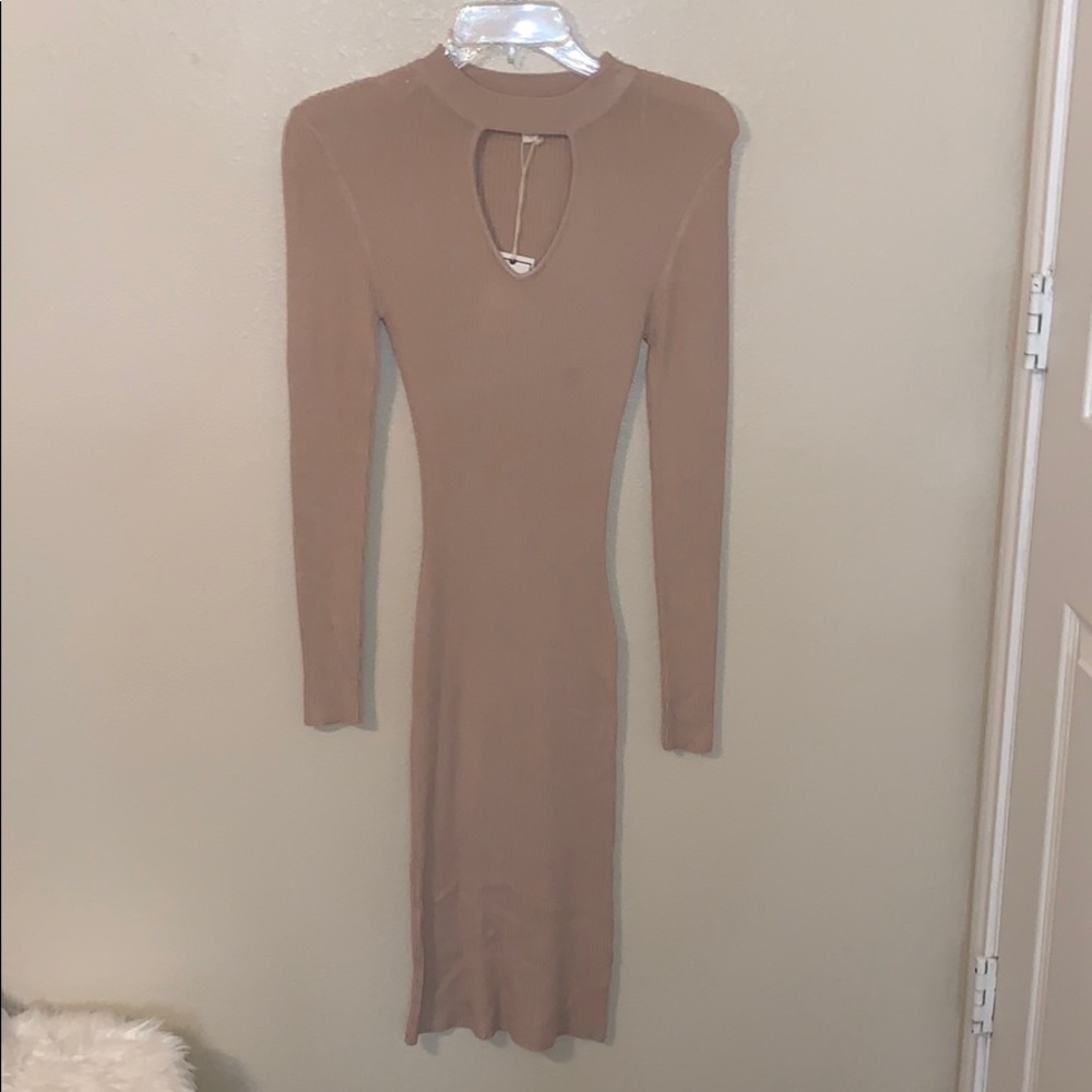 Open cut long sleeve dress